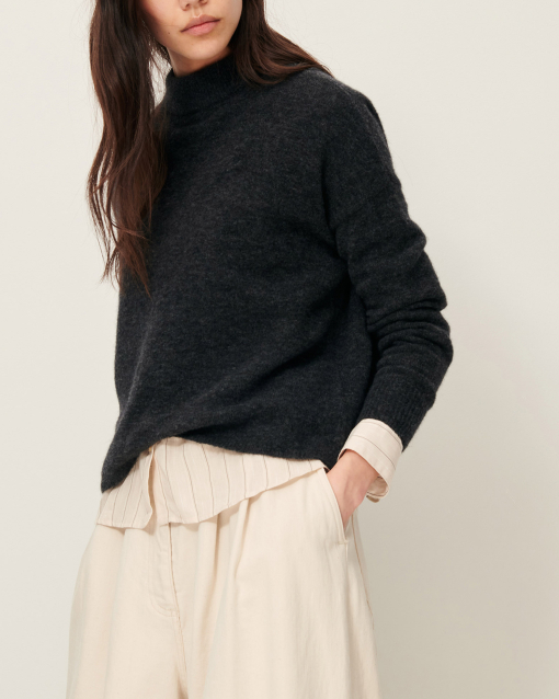 PULL KUNLUN CARBONELLA ~ SESSUN